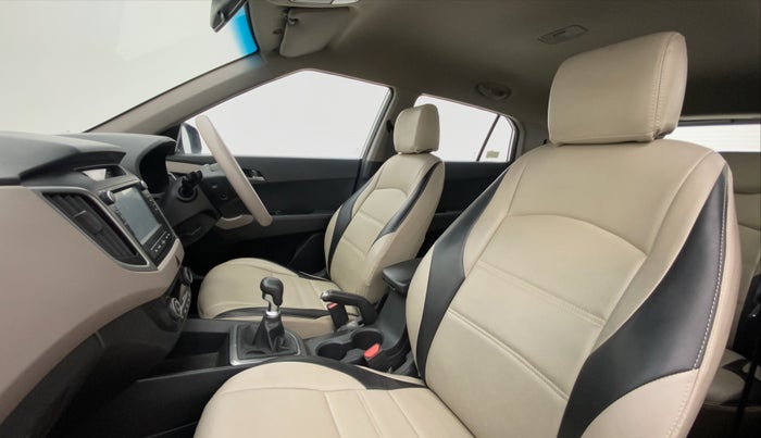2017 Hyundai Creta SX PLUS 1.6 PETROL, Petrol, Manual, 26,550 km, Right Side Front Door Cabin