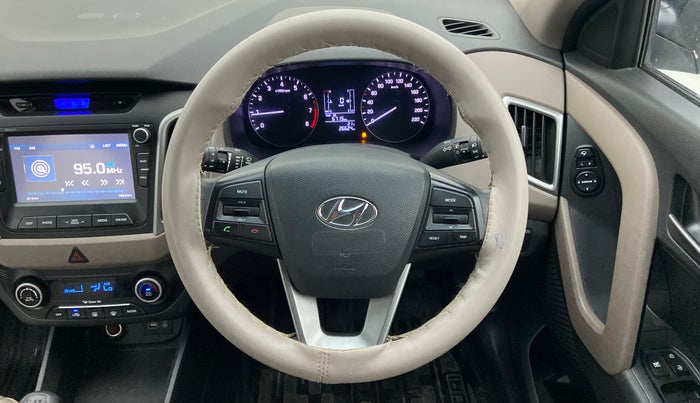 2017 Hyundai Creta SX PLUS 1.6 PETROL, Petrol, Manual, 26,550 km, Steering Wheel Close Up