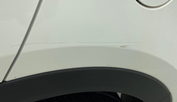 2017 Hyundai Creta SX PLUS 1.6 PETROL, Petrol, Manual, 26,550 km, Left quarter panel - Minor scratches