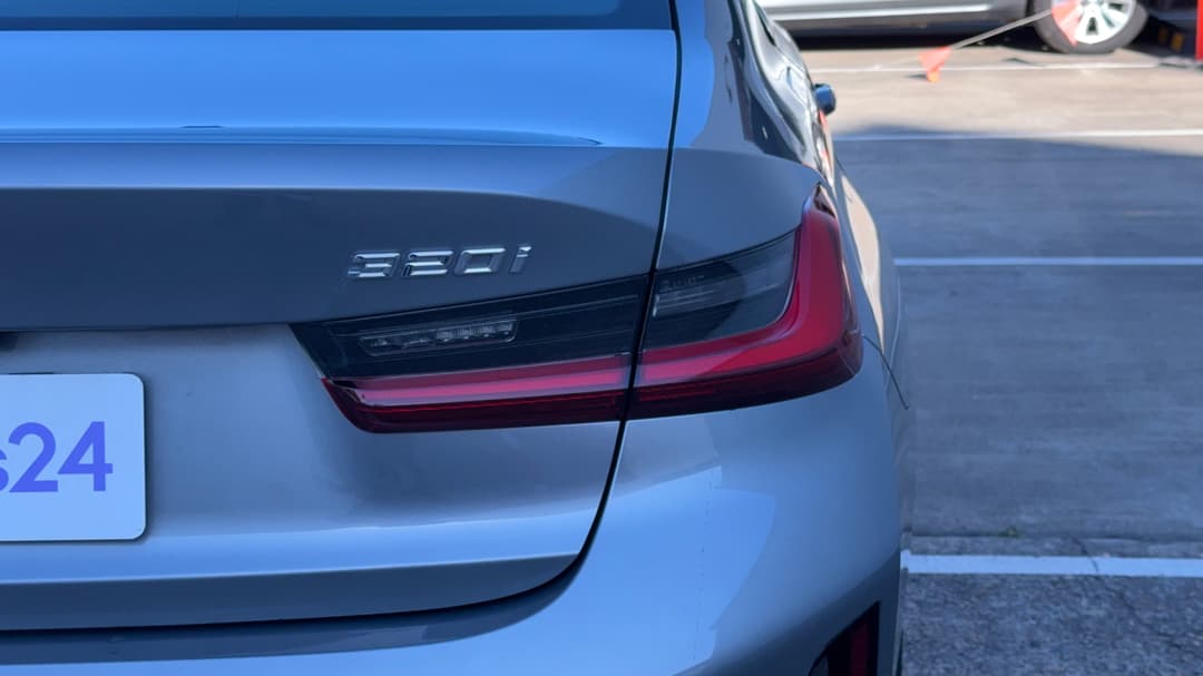2023 BMW 3 20i M Sport, Automatic, 32210 km, Badge (Boot Right Side)