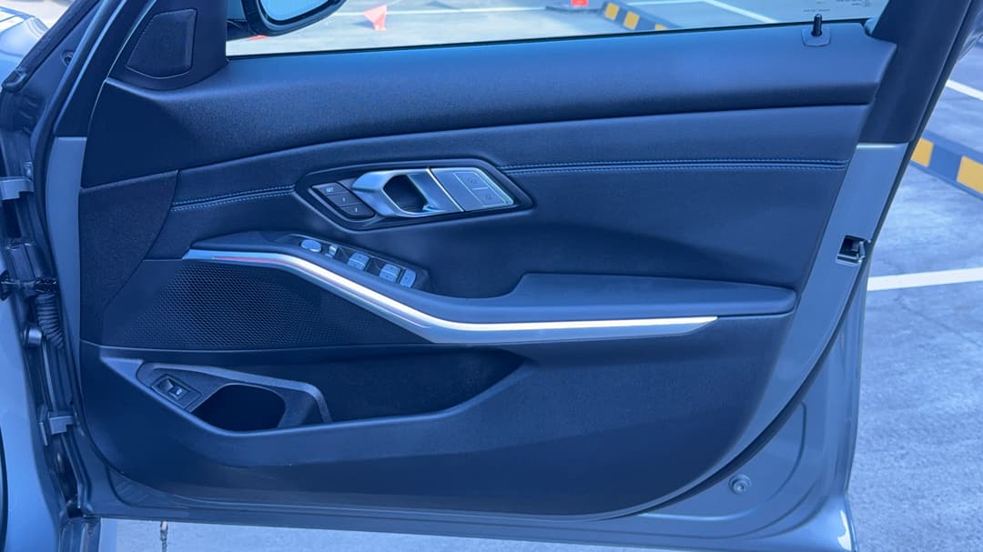 2023 BMW 3 20i M Sport, Automatic, 32210 km, Speaker View