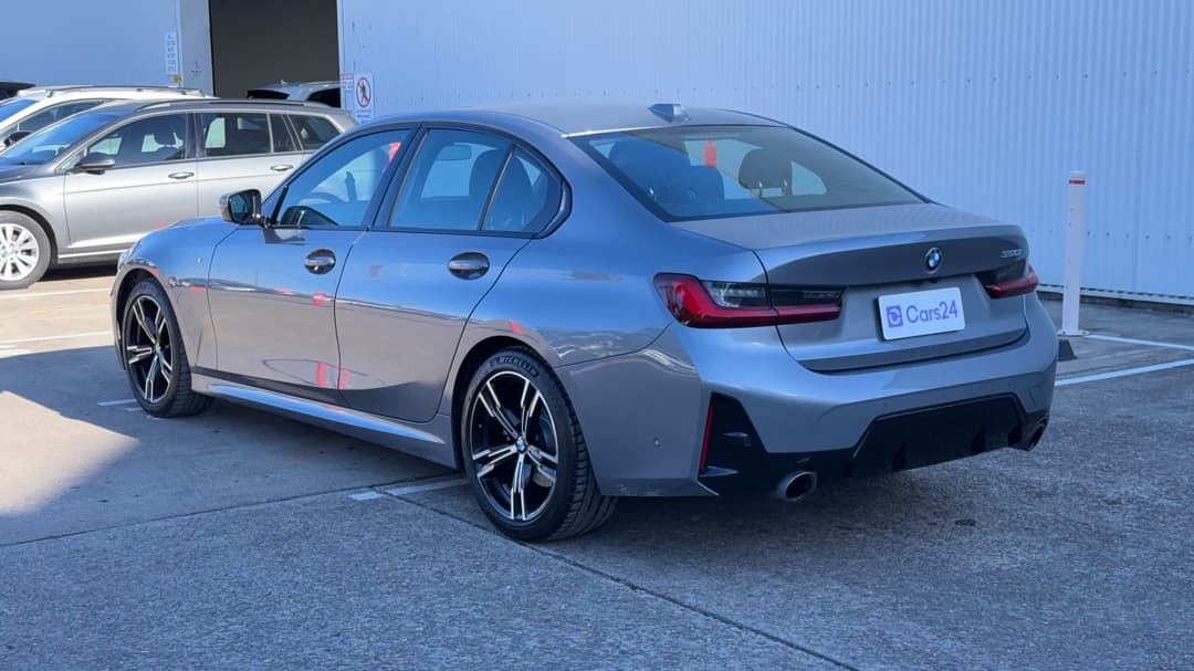 2023 BMW 3 20i M Sport, Automatic, 32210 km, Left Back Diagonal (45- Degree) View