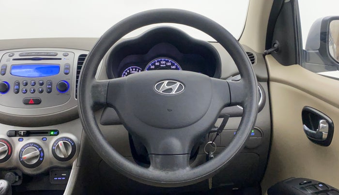 2016 Hyundai i10 SPORTZ 1.1, Petrol, Manual, 15,138 km, Steering Wheel Close Up