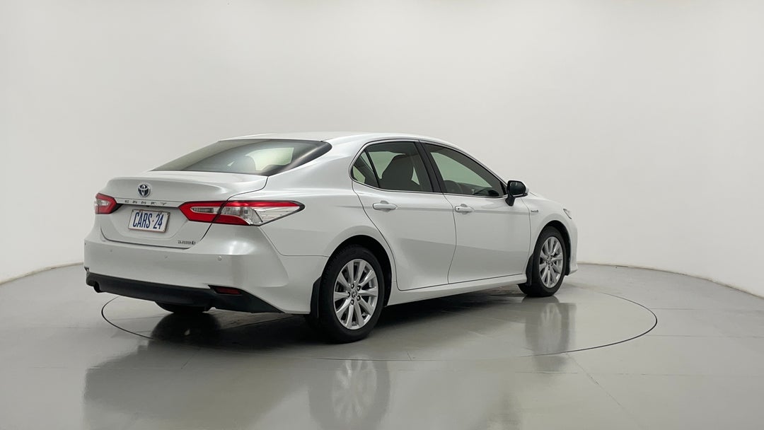 Right Back Diagonal (45- Degree) View