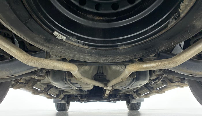 2015 Mahindra XUV500 W6 4X2, Diesel, Manual, 82,306 km, Rear Underbody