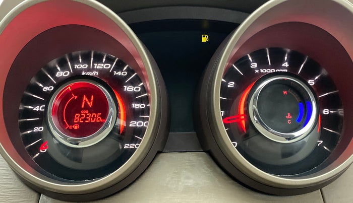 2015 Mahindra XUV500 W6 4X2, Diesel, Manual, 82,306 km, Odometer Image