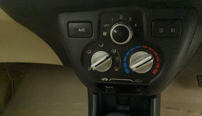 2014 Honda Brio VX AT, Petrol, Automatic, 69,196 km, AC Unit - Main switch light not functional