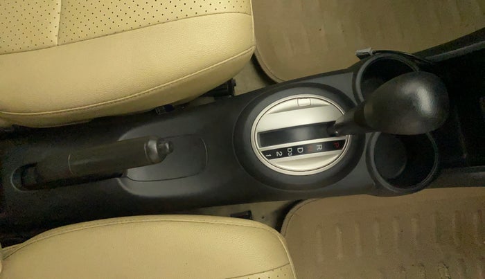 2014 Honda Brio VX AT, Petrol, Automatic, 69,196 km, Gear Lever