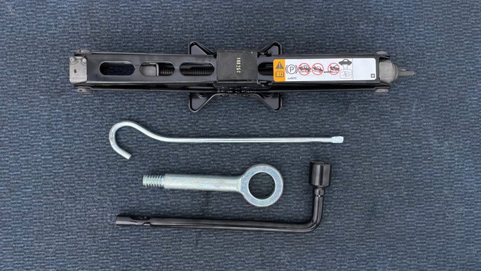 CHEVROLET SPARK-Tool Kit