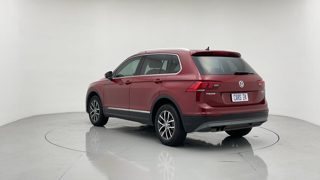2016 Volkswagen Tiguan 132 Tsi Comfortline, Automatic, 36982 km, Left Back Diagonal (45- Degree) View