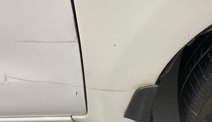 2018 Toyota Innova Crysta 2.4 VX 7 STR, Diesel, Manual, 69,532 km, Right fender - Minor scratches