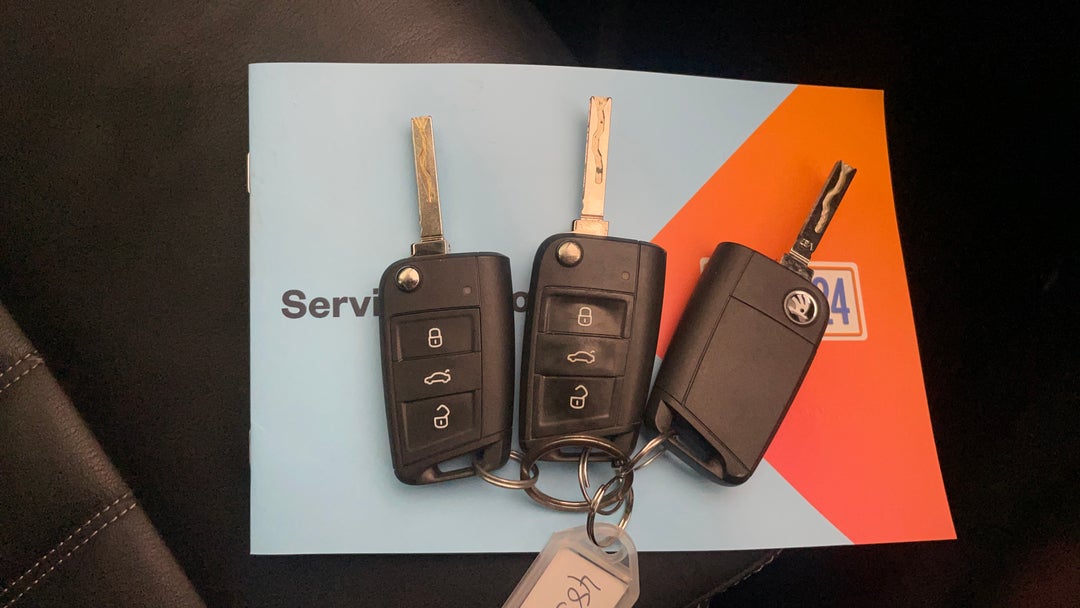 2018 SKODA Karoq 1.5 110tsi, Automatic, 68278 km, Key Close-up