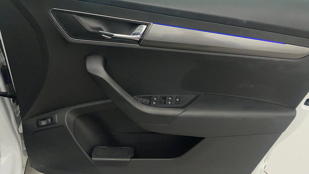 2018 SKODA Karoq 1.5 110tsi, Automatic, 68278 km, Speaker View