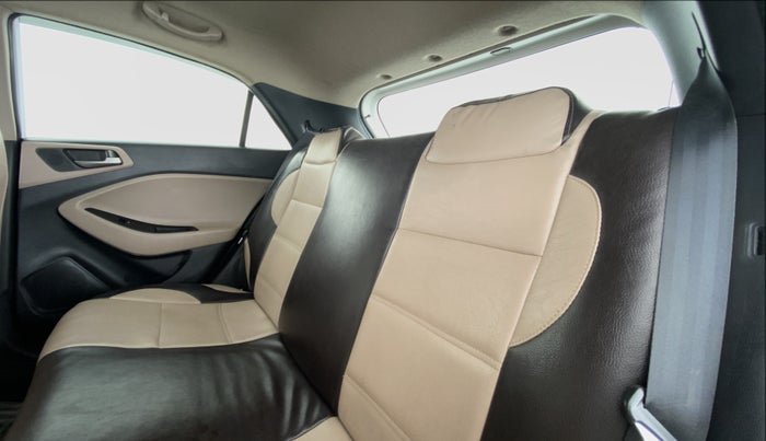 2017 Hyundai Elite i20 ASTA 1.2, Petrol, Manual, 85,501 km, Right Side Rear Door Cabin