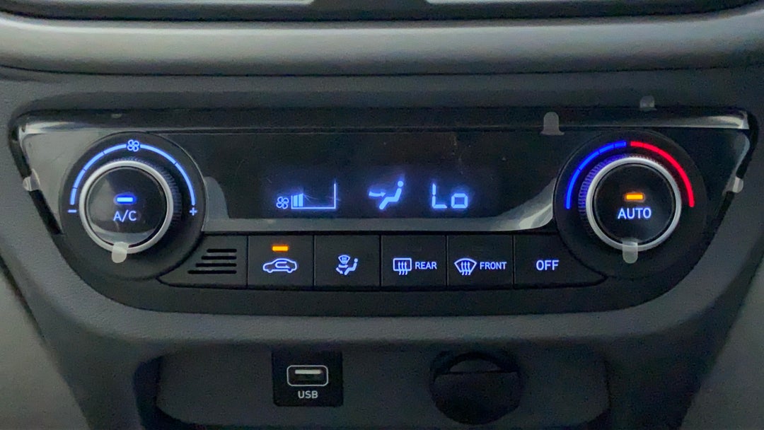 Automatic Climate Control 