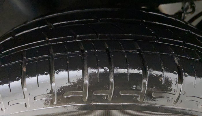 2020 Hyundai GRAND I10 NIOS SPORTZ PETROL, Petrol, Manual, 3,368 km, Left Front Tyre Tread