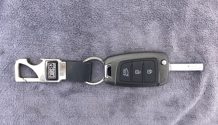 2018 Hyundai Verna 1.6 SX VTVT, Petrol, Manual, 47,564 km, Key Close Up