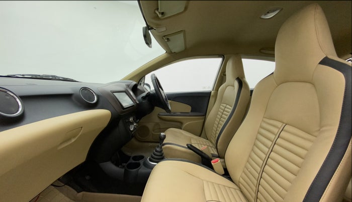 2013 Honda Brio VX MT, Petrol, Manual, 72,852 km, Right Side Front Door Cabin