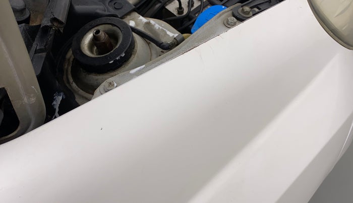 2013 Honda Brio VX MT, Petrol, Manual, 72,852 km, Right fender - Paint has minor damage