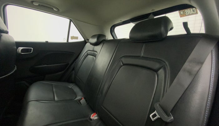 2019 Hyundai VENUE SX PLUS 1.0 TURBO DCT, Petrol, Automatic, 46,837 km, Right Side Rear Door Cabin