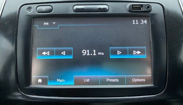 2018 Renault Kwid 1.0 RXT Opt, Petrol, Manual, 30,845 km, Infotainment System