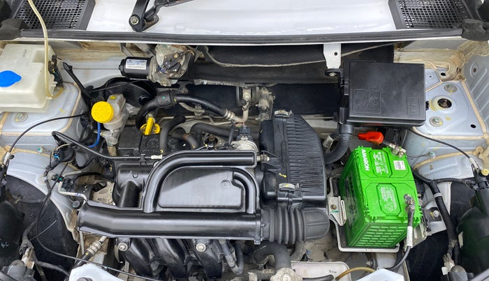 2018 Renault Kwid 1.0 RXT Opt, Petrol, Manual, 30,845 km, Open Bonet