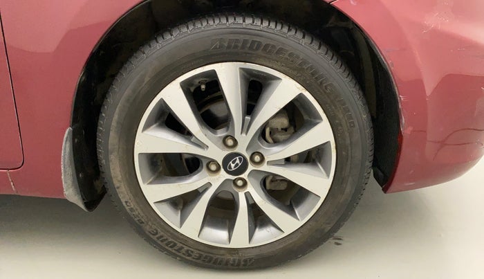 2014 Hyundai Verna FLUIDIC 1.6 VTVT SX, Petrol, Manual, 42,062 km, Right Front Wheel