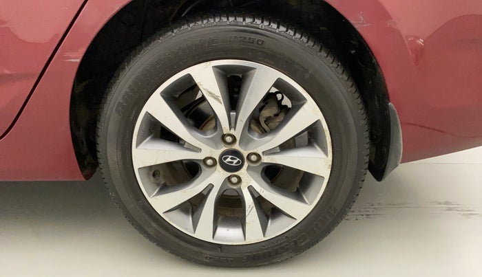 2014 Hyundai Verna FLUIDIC 1.6 VTVT SX, Petrol, Manual, 42,062 km, Left Rear Wheel