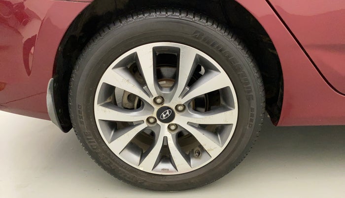 2014 Hyundai Verna FLUIDIC 1.6 VTVT SX, Petrol, Manual, 42,062 km, Right Rear Wheel