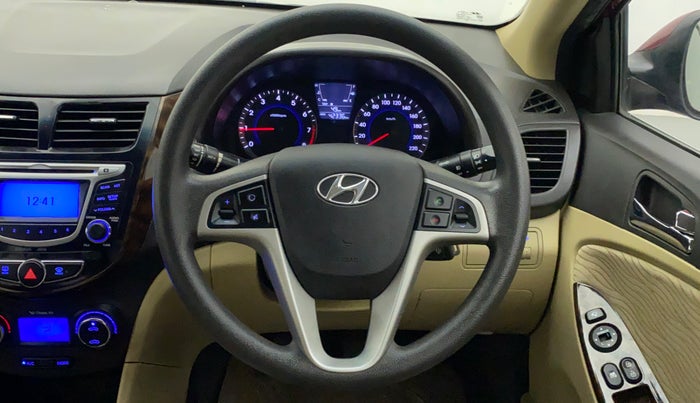 2014 Hyundai Verna FLUIDIC 1.6 VTVT SX, Petrol, Manual, 42,062 km, Steering Wheel Close Up