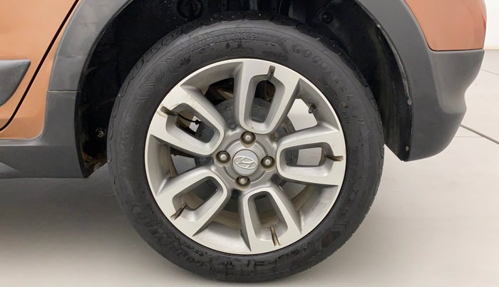 2017 Hyundai i20 Active 1.2 SX, Petrol, Manual, 45,590 km, Left Rear Wheel