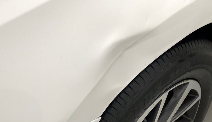 2017 Volkswagen Polo COMFORTLINE 1.2L PETROL, Petrol, Manual, 77,647 km, Left fender - Slightly dented