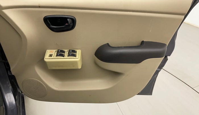 2013 Hyundai i10 D LITE 1.1, Petrol, Manual, 68,749 km, Driver Side Door Panels Control