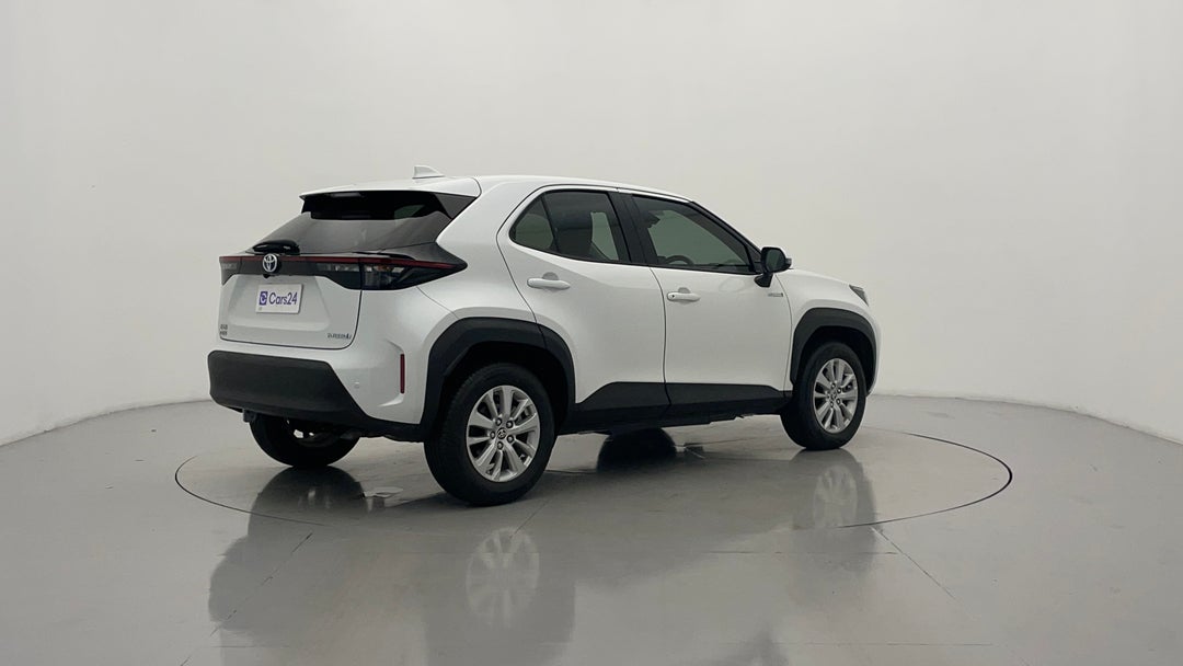 2022 Toyota Yaris Cross Gx Hybrid, Automatic, 43380 km, Right Back Diagonal (45- Degree) View