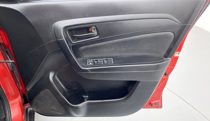2018 Maruti Vitara Brezza VDI, Diesel, Manual, 29,575 km, Driver Side Door Panels Control