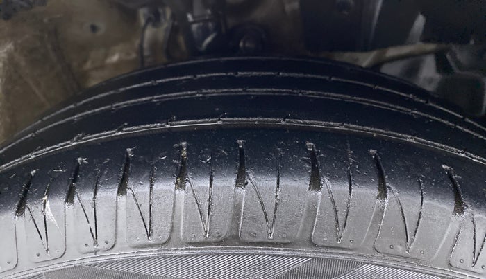 2017 Honda City SV MT PETROL, Petrol, Manual, 69,469 km, Right Front Tyre Tread
