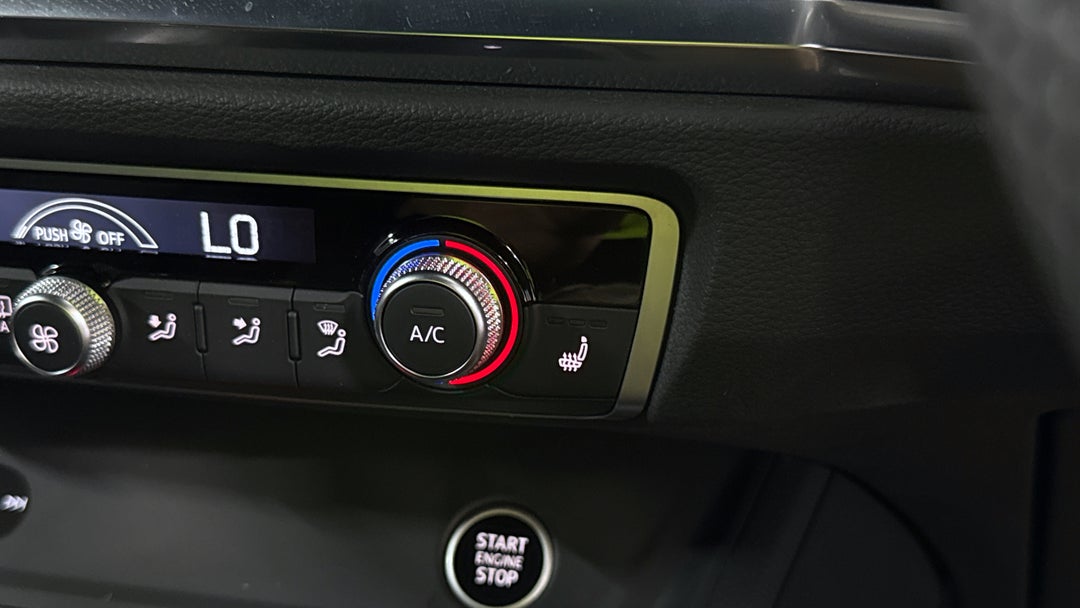 2025 Audi Q3 40 Tfsi Quattro S Line, Automatic, 10429 km, Ventilated Seats