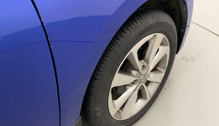 2015 Hyundai Elite i20 SPORTZ 1.2, Petrol, Manual, 15,828 km, Right fender - Minor scratches