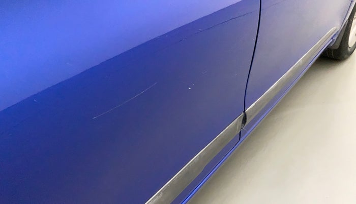 2015 Hyundai Elite i20 SPORTZ 1.2, Petrol, Manual, 15,828 km, Right rear door - Minor scratches