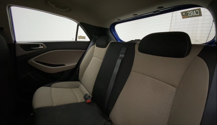 2015 Hyundai Elite i20 SPORTZ 1.2, Petrol, Manual, 15,828 km, Right Side Rear Door Cabin