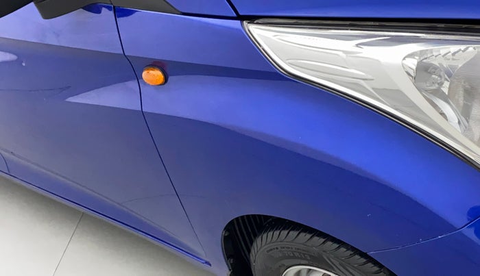 2017 Hyundai Eon ERA +, Petrol, Manual, 43,588 km, Right fender - Minor scratches