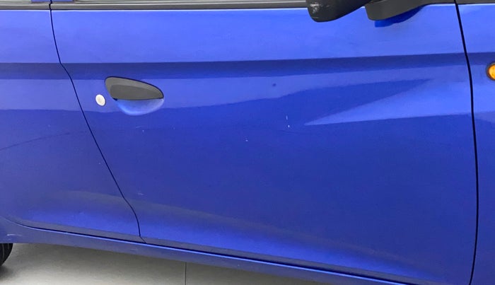 2017 Hyundai Eon ERA +, Petrol, Manual, 43,588 km, Driver-side door - Minor scratches