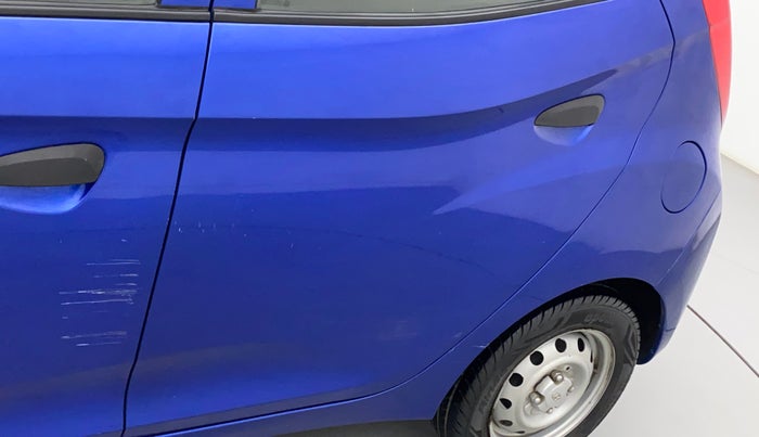 2017 Hyundai Eon ERA +, Petrol, Manual, 43,588 km, Rear left door - Minor scratches