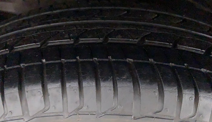 2017 Honda Jazz 1.2 S MT, Petrol, Manual, 27,353 km, Left Rear Tyre Tread