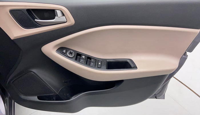 2019 Hyundai Elite i20 1.2 SPORTS PLUS VTVT, Petrol, Manual, 29,900 km, Driver Side Door Panels Control