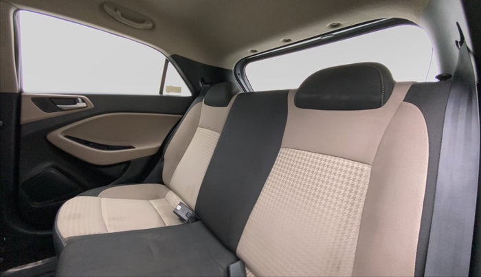 2019 Hyundai Elite i20 1.2 SPORTS PLUS VTVT, Petrol, Manual, 29,900 km, Right Side Rear Door Cabin