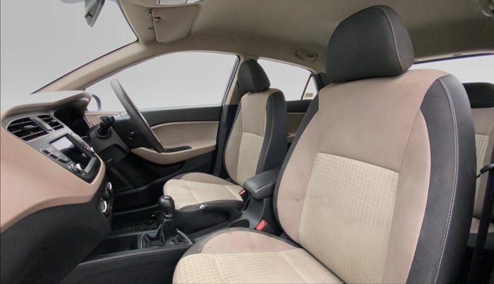2019 Hyundai Elite i20 1.2 SPORTS PLUS VTVT, Petrol, Manual, 29,900 km, Right Side Front Door Cabin