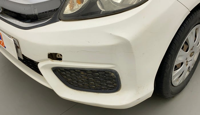 2016 Honda Amaze 1.2L I-VTEC SX, Petrol, Manual, 1,08,133 km, Front bumper - Minor scratches