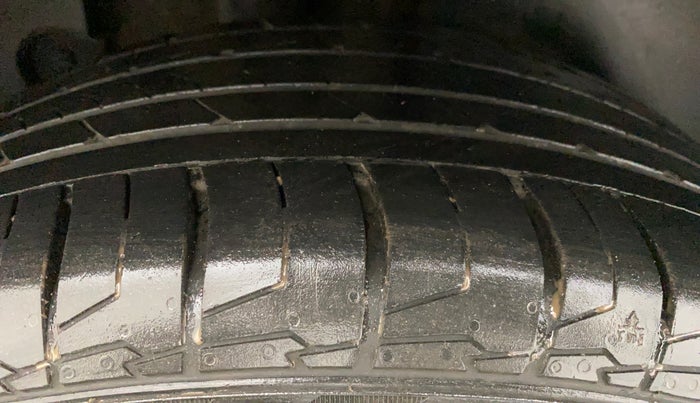 2021 KIA SELTOS HTX PLUS 1.5 DIESEL, Diesel, Manual, 28,001 km, Right Rear Tyre Tread