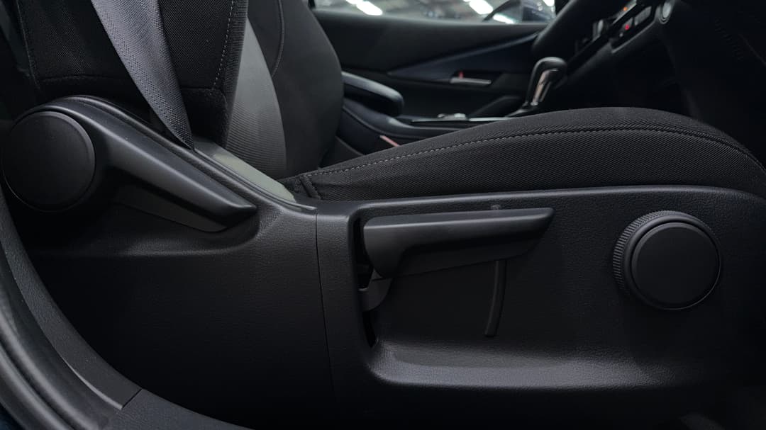 2021 Mazda CX-30 G20 Pure (FWD), Automatic, 54825 km, Drivers Side Adjustment Panel